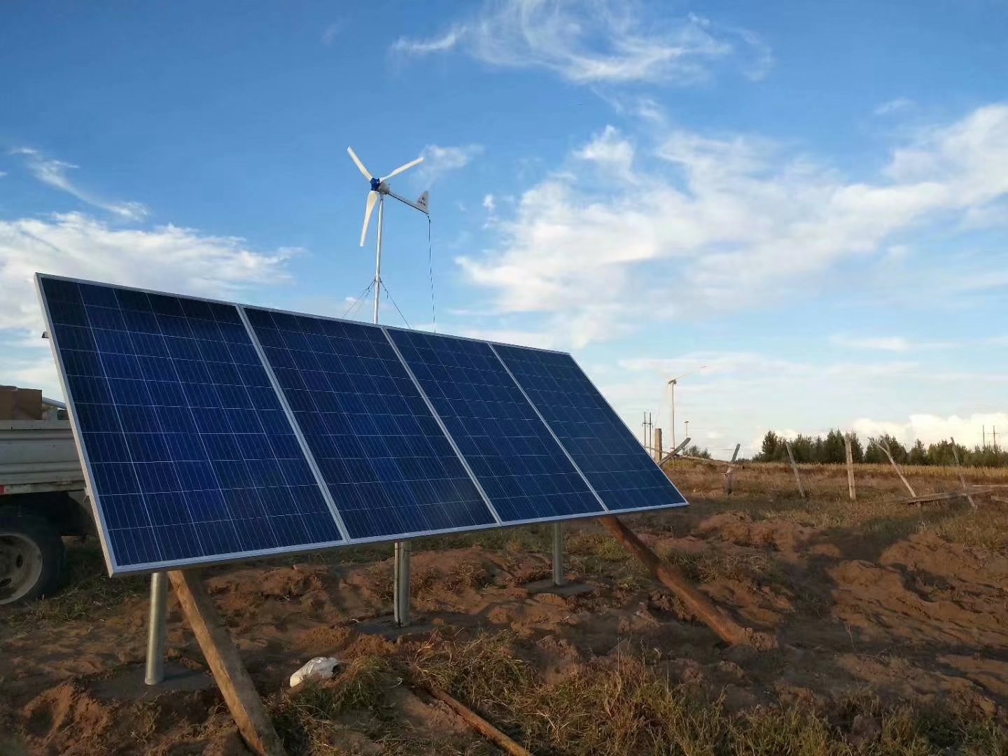 牧民家庭用水平軸小型風力發(fā)電機怎么選電夠用
